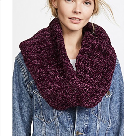 Free People • love bug chenille cowl - Picture 3 of 6